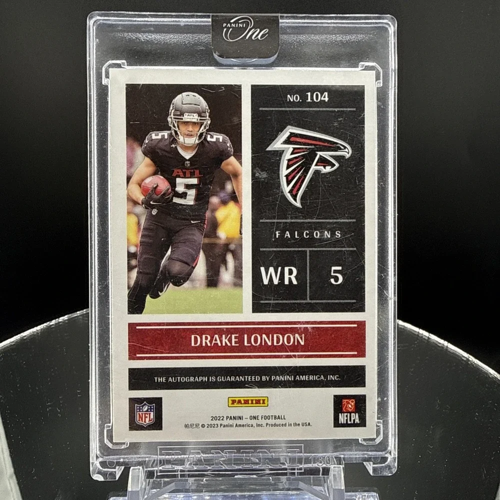 2022 Panini One #104 Drake London Rookie RC Day One Auto /25 Encased